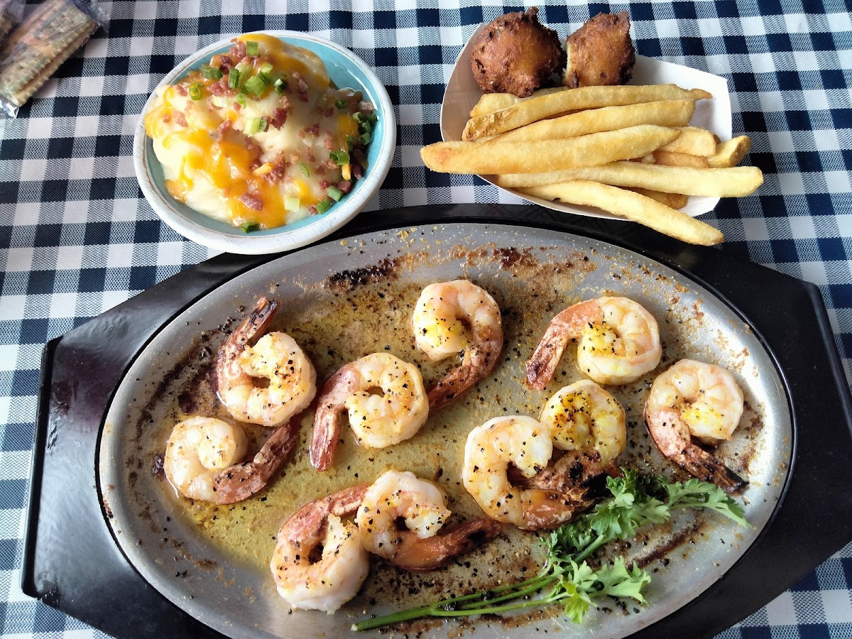 Surf & Turf Cafe-9