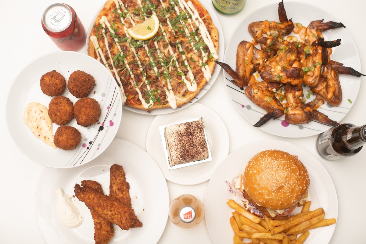 Surrey Hills Handcrafted Pizza & Burger