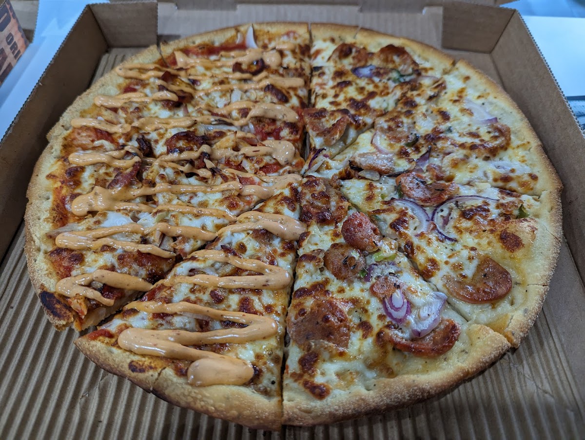 Surrey Hills Handcrafted Pizza & Burger-5