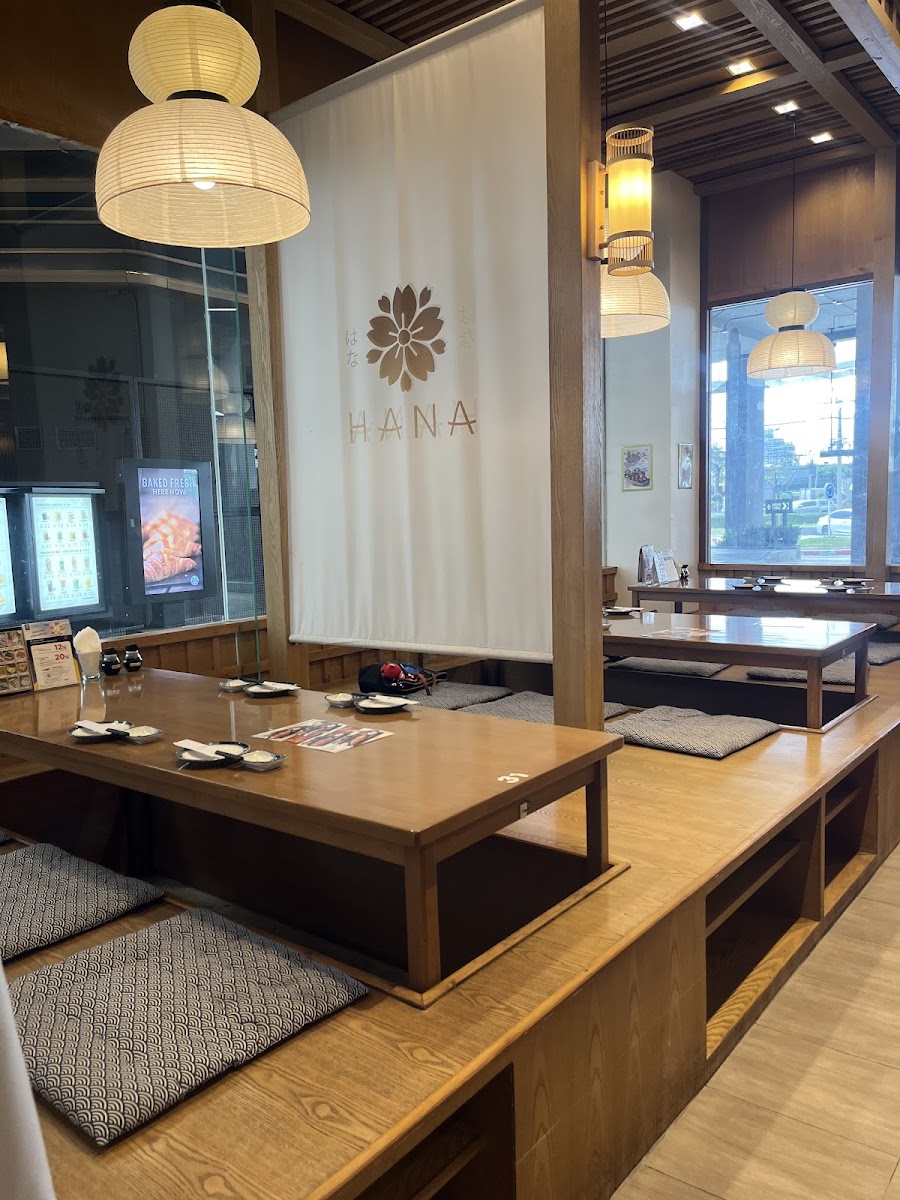 Sushi Hana Design Village เกษตร-นวมินทร์