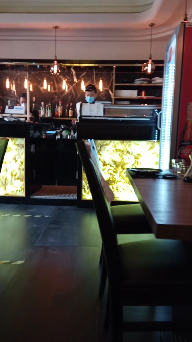 Sushi Yuhu Small-2