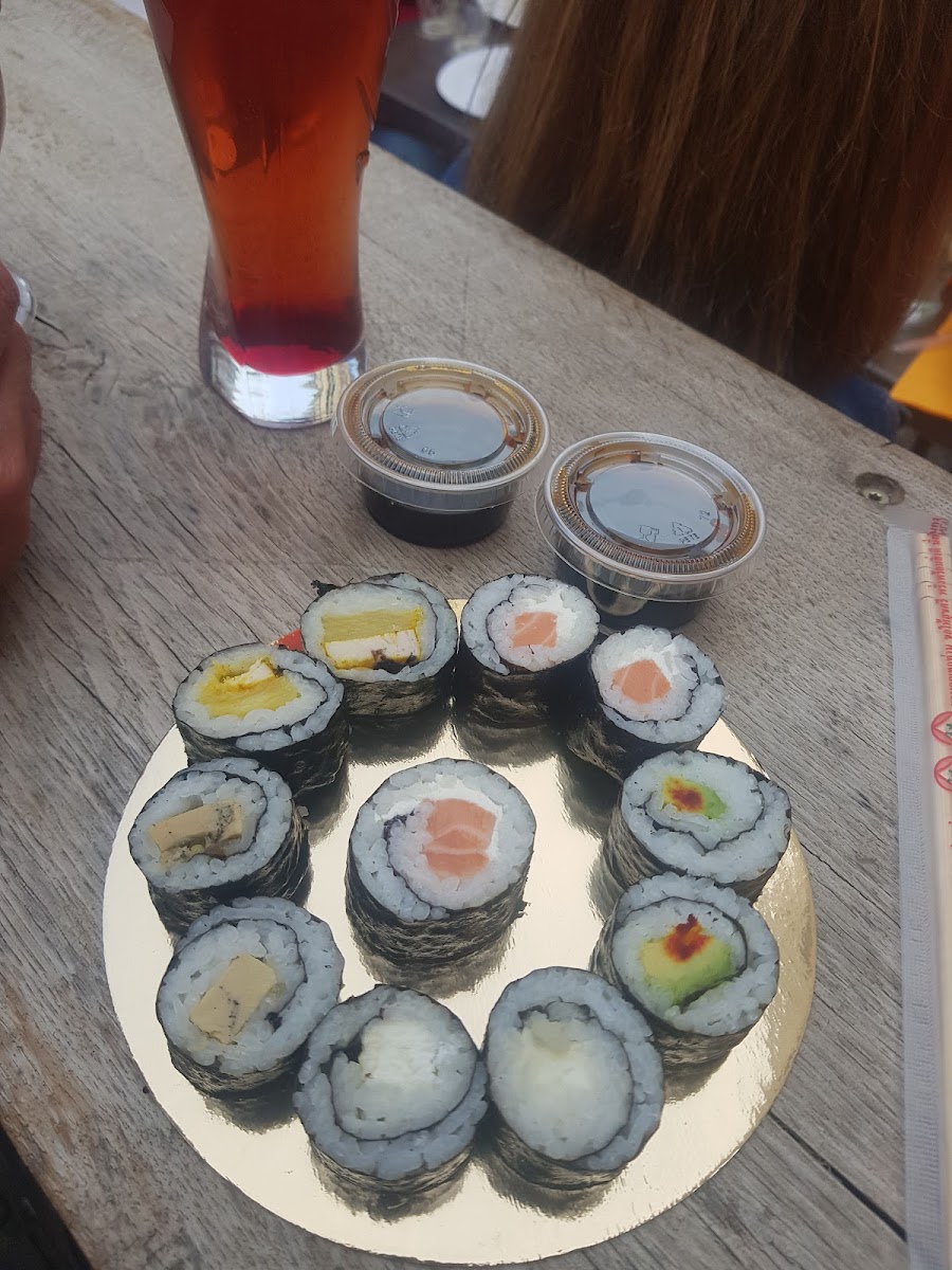 Sushis En Folie Cahors Terre Rouge-10