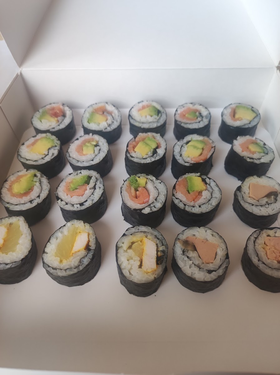 Sushis En Folie Cahors Terre Rouge-5