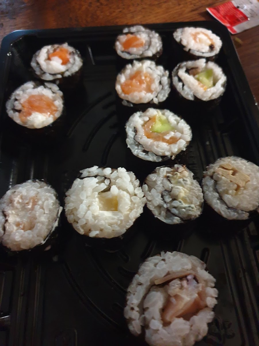 Sushis En Folie Cahors Terre Rouge-7