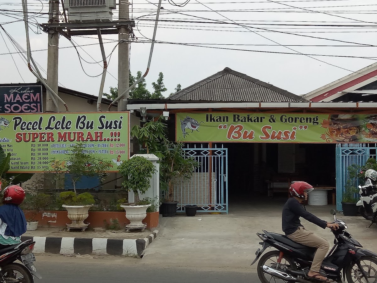 'susi' Cafe & Resto