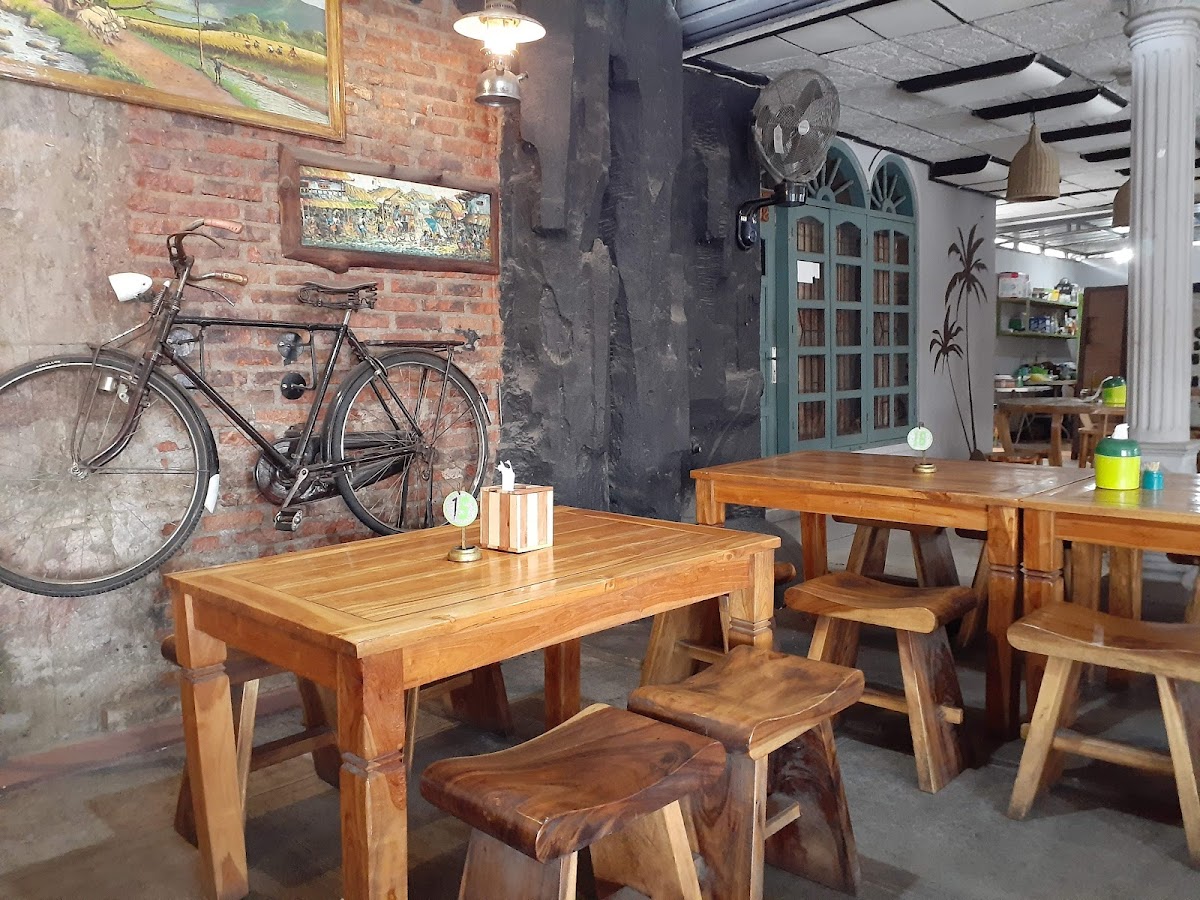 'susi' Cafe & Resto-2