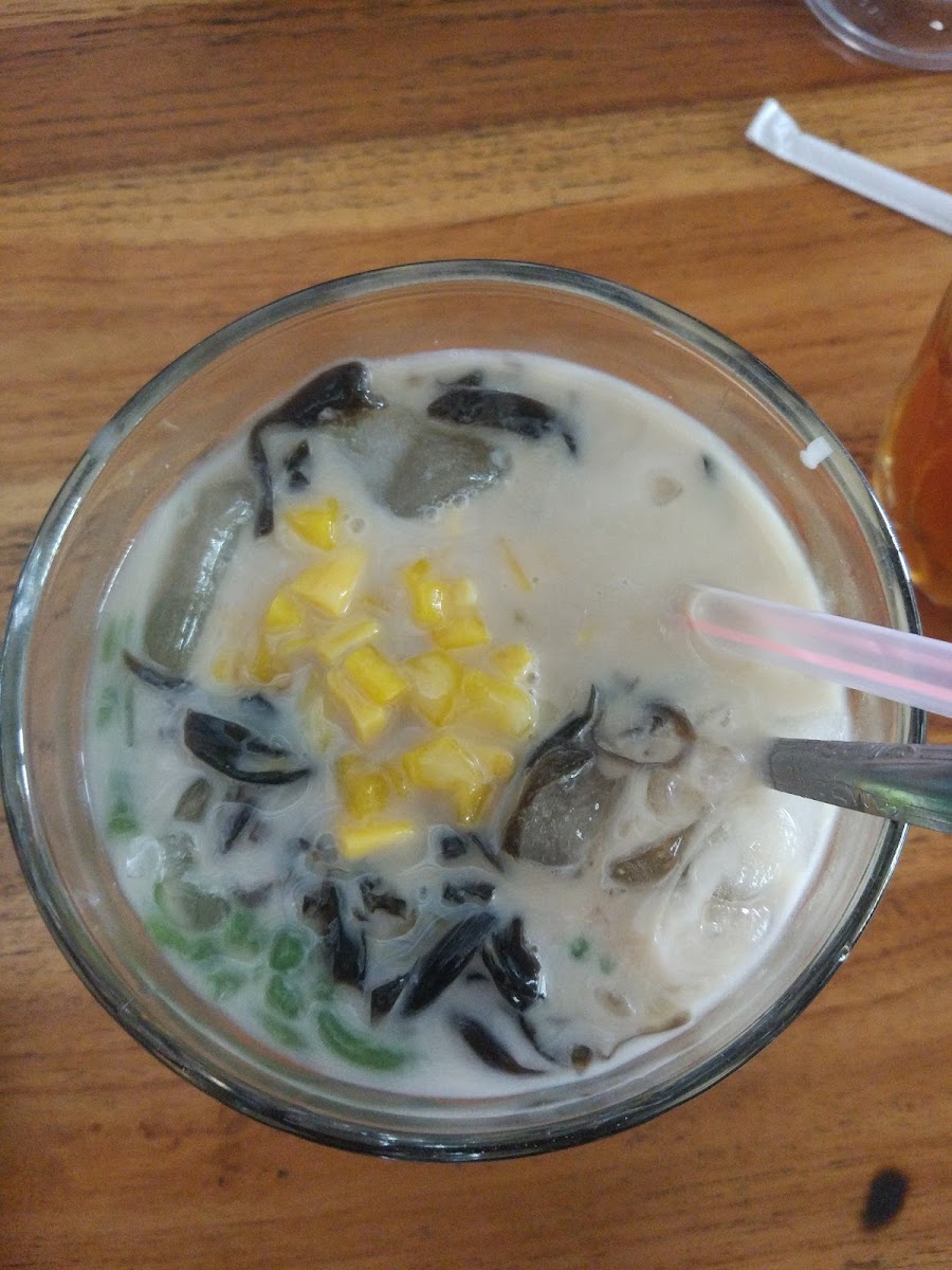 'susi' Cafe & Resto-6