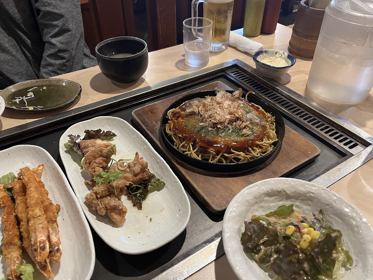 Suzuki Soba Yakitori Dining-2
