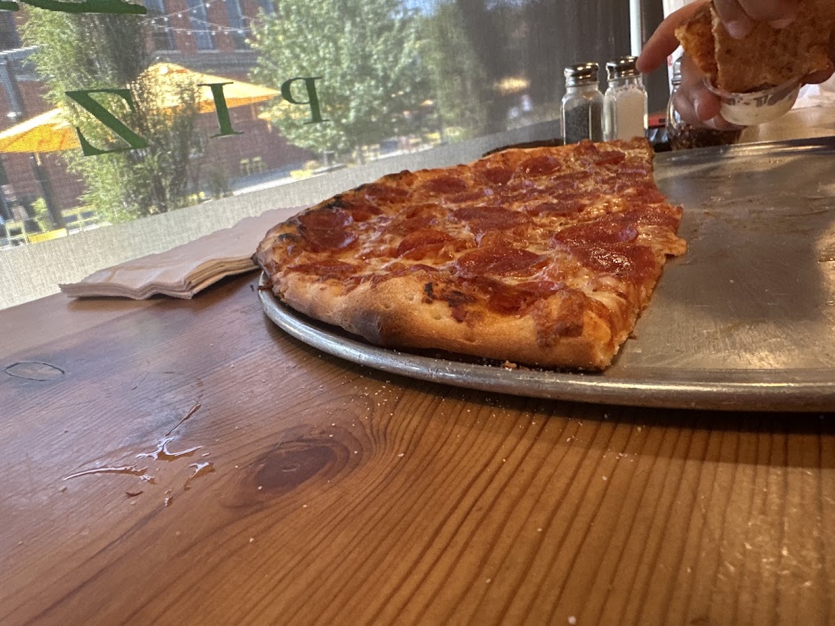 Sweet Basil Pizzeria-4