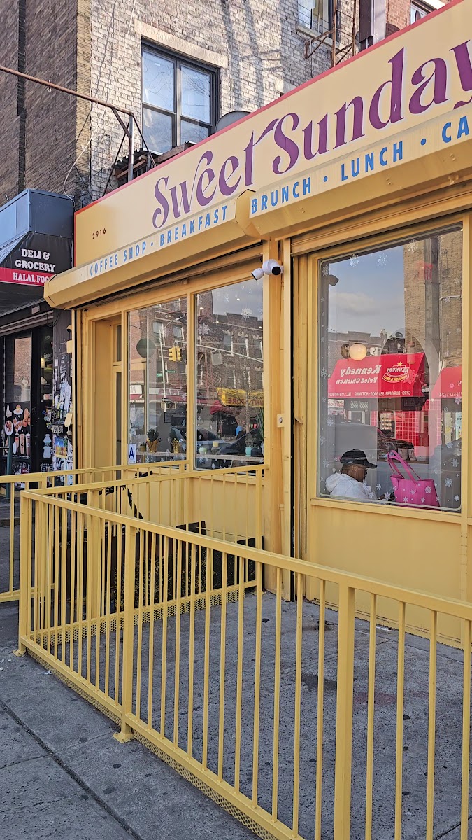 Sweet Sundays Cafe-3