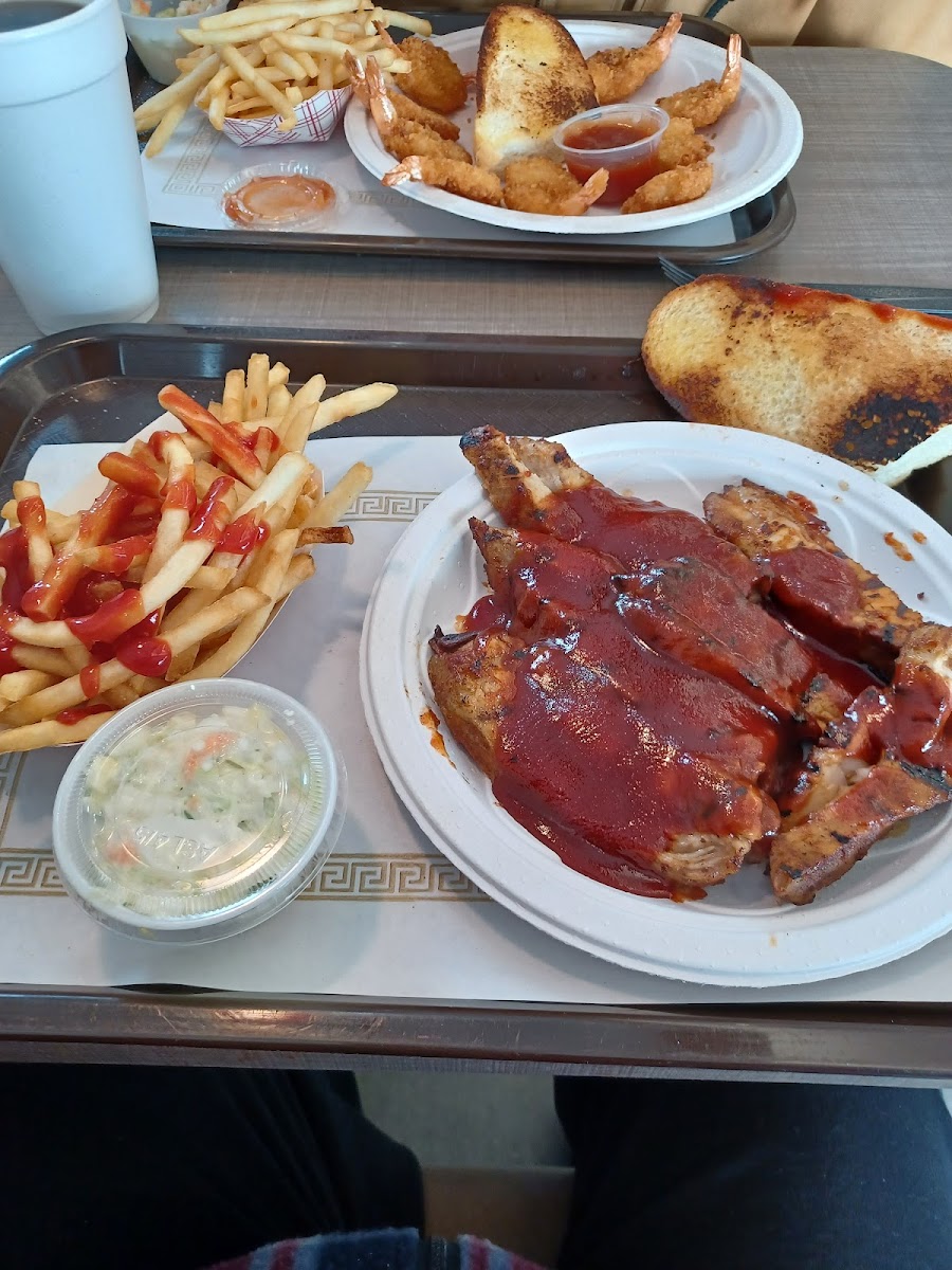 T. Allen's King Gyros-8
