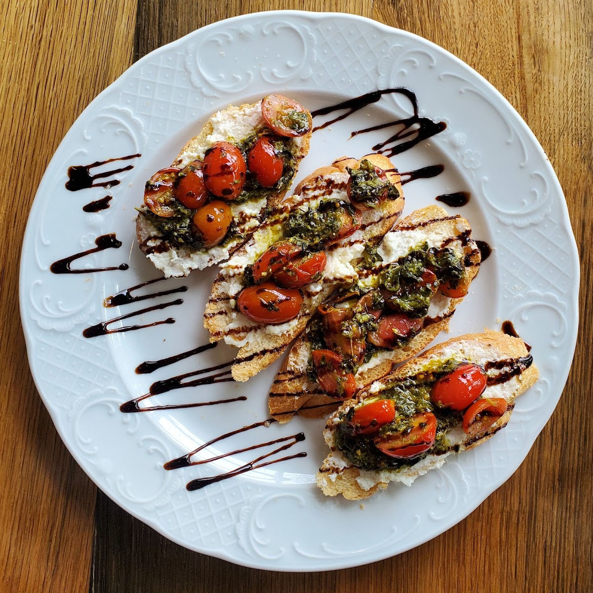 T-Ravs Restaurant-9