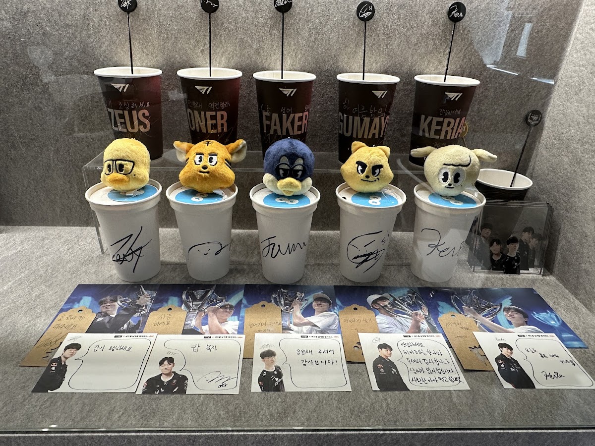 T1 Cafe & Arena-9