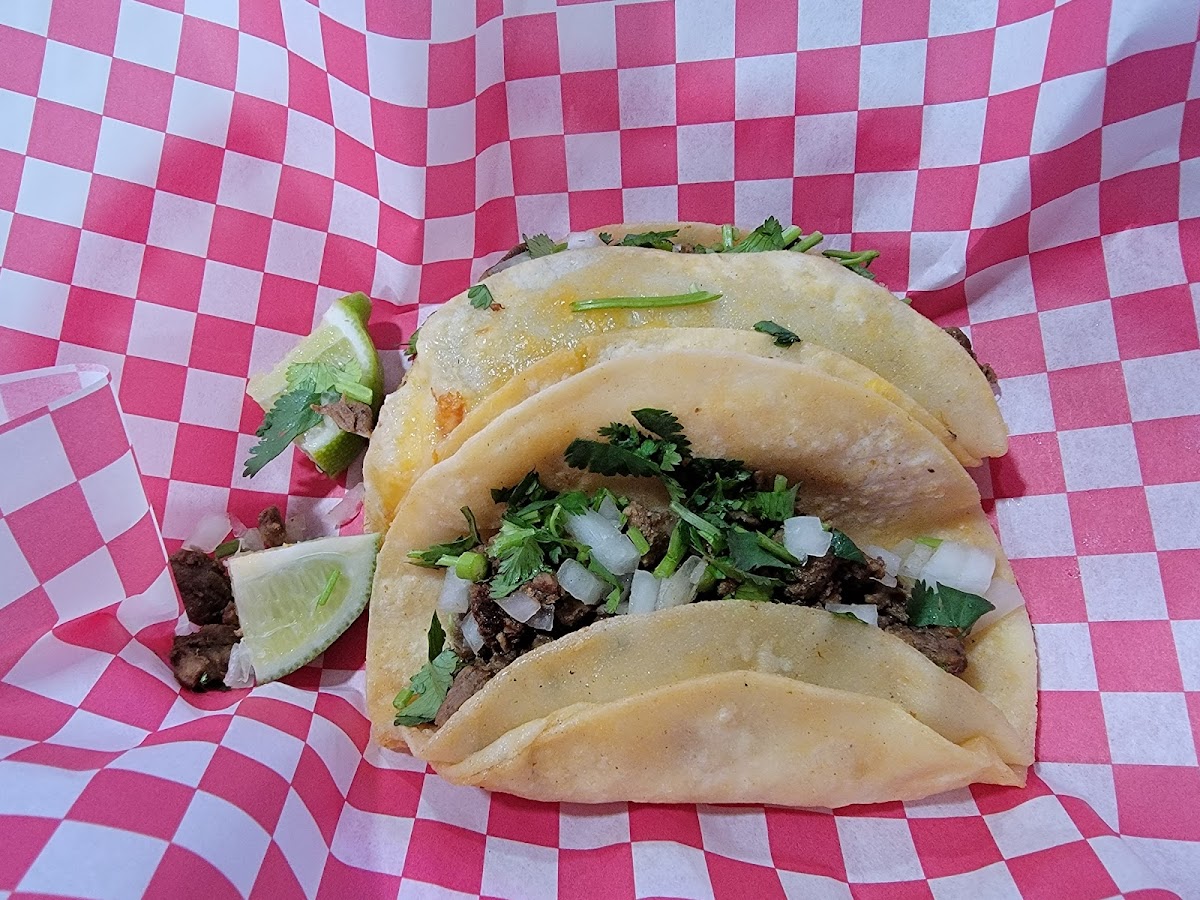 Tacos Reyes Restaurant-7