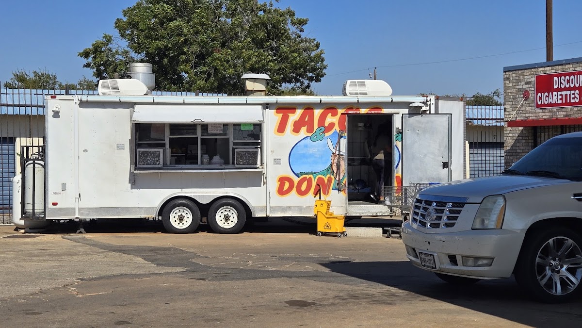 Tacos Y Salsa Don Chuy-4