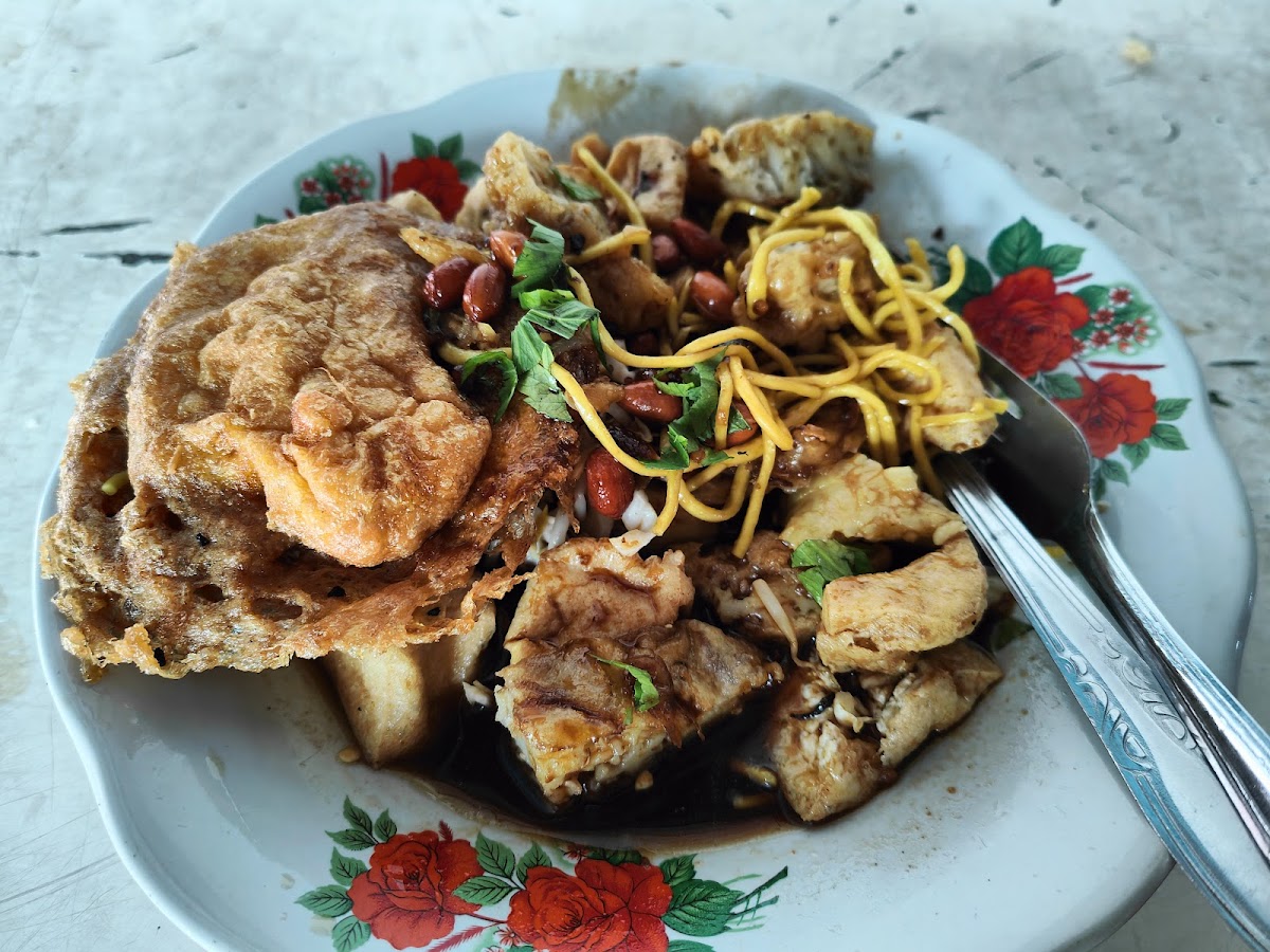 Tahu Kupat ' Pak Cip ' Sidomampir-2