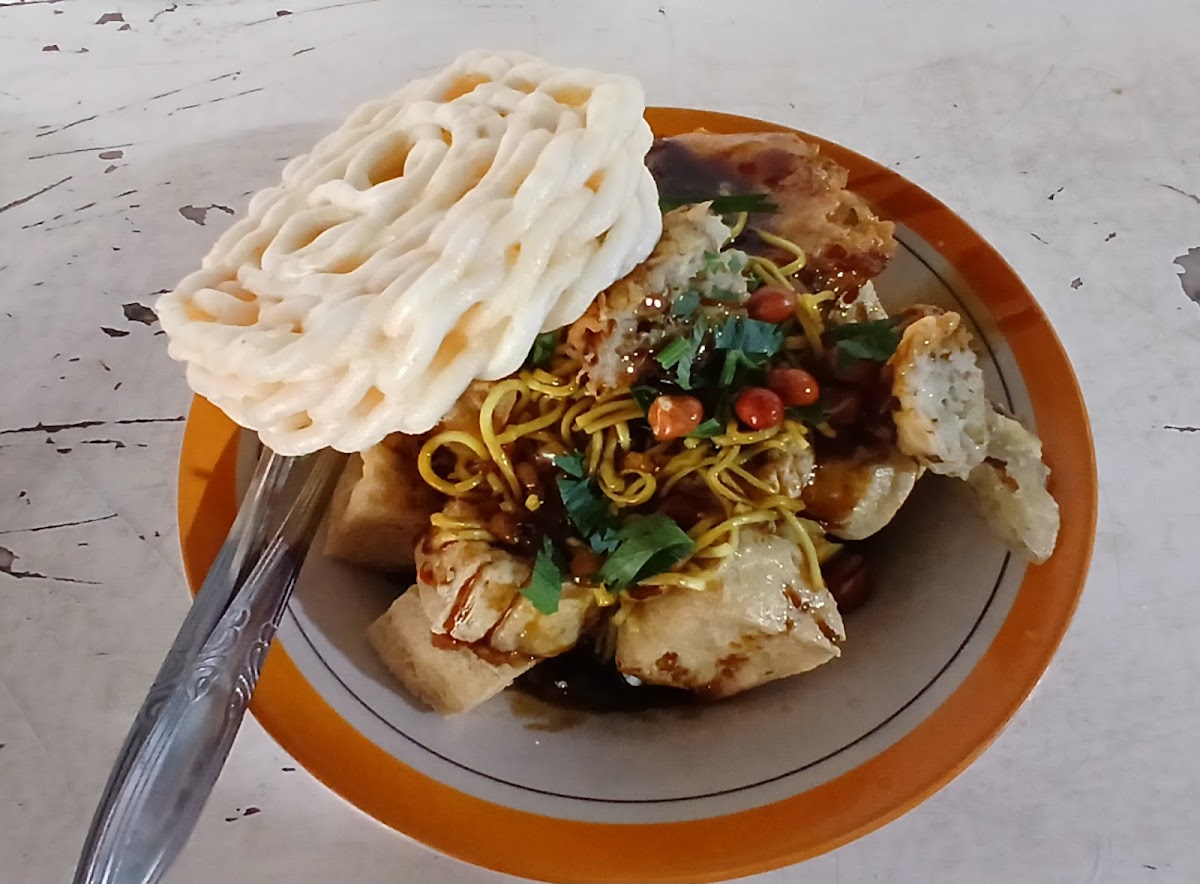 Tahu Kupat ' Pak Cip ' Sidomampir-4