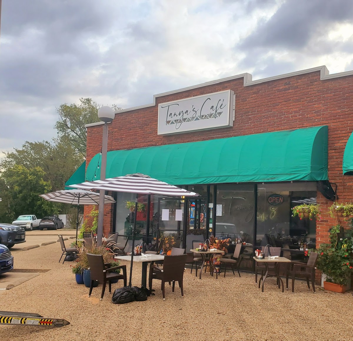 Tanya's Cafe