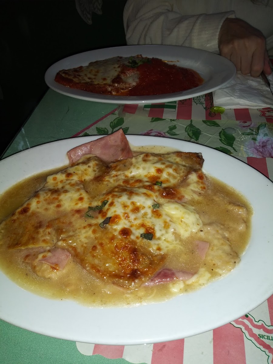 Taormina Restaurant And Pizza-9