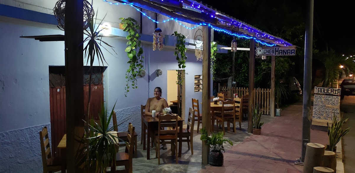 Taqueria Coonex Hanal