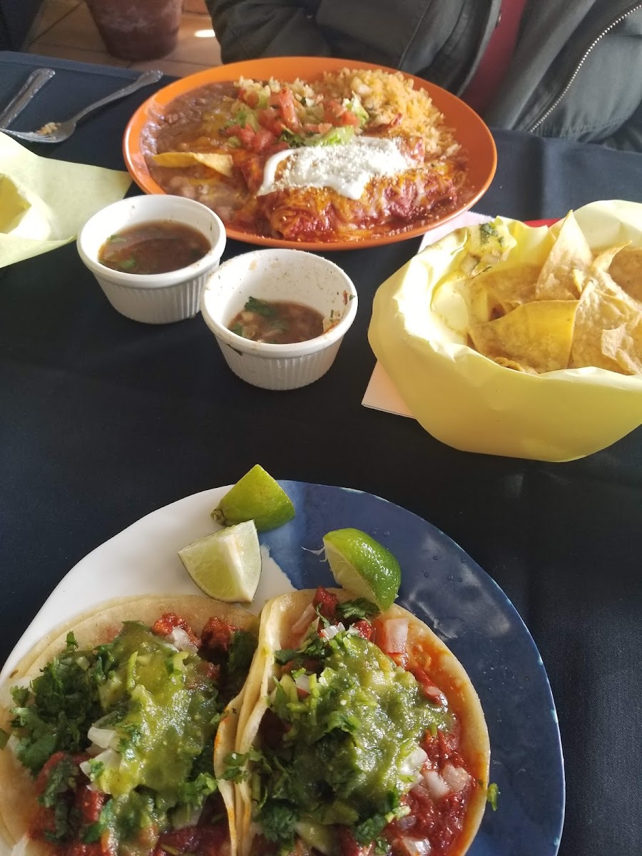 Taqueria La Conquista-5