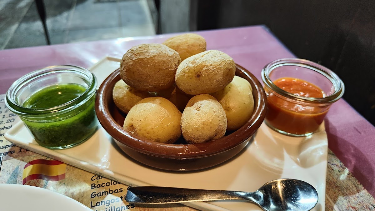 Tasca De Al Lado-2