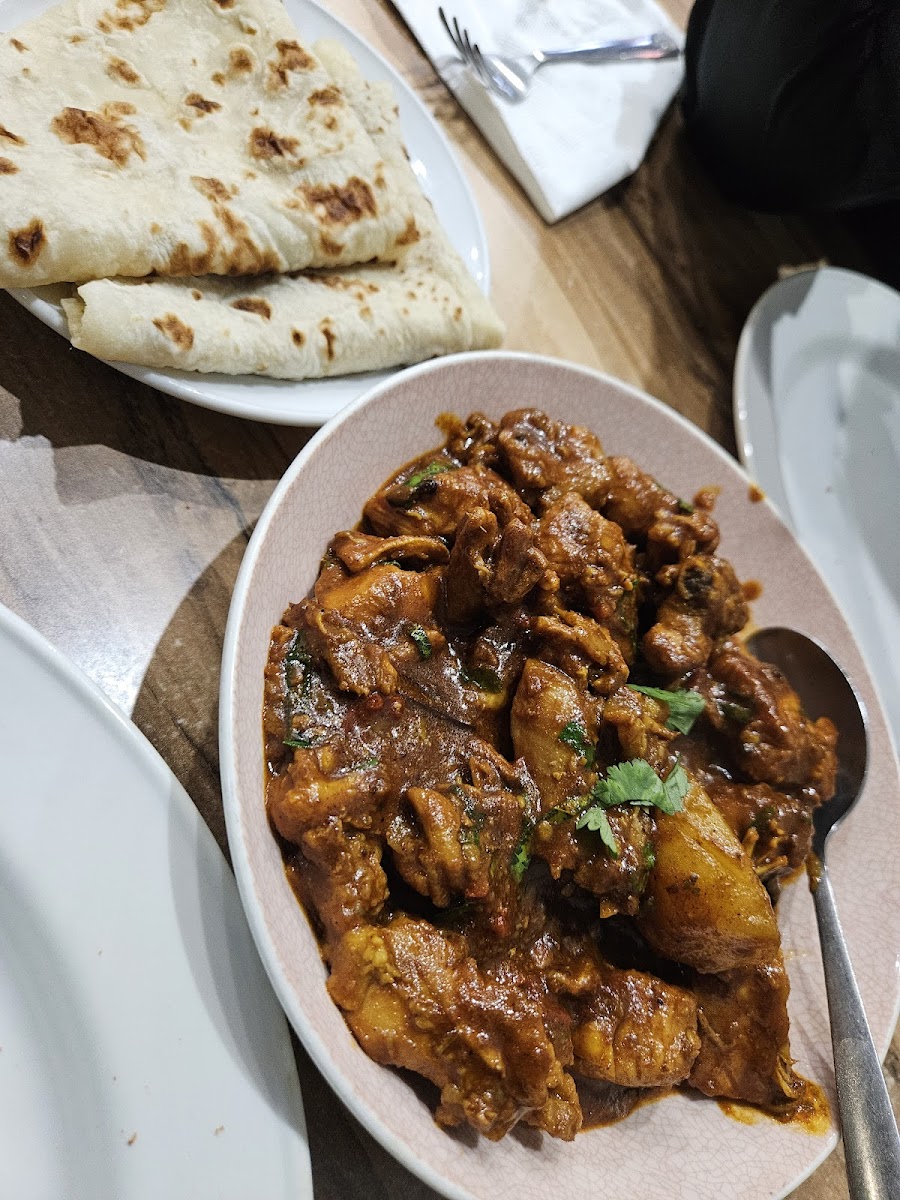 Tatas Indian Restaurant-3