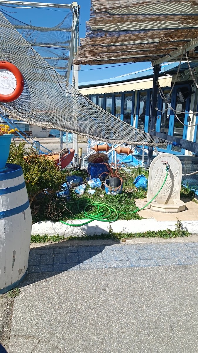 Tavern 'port'-2