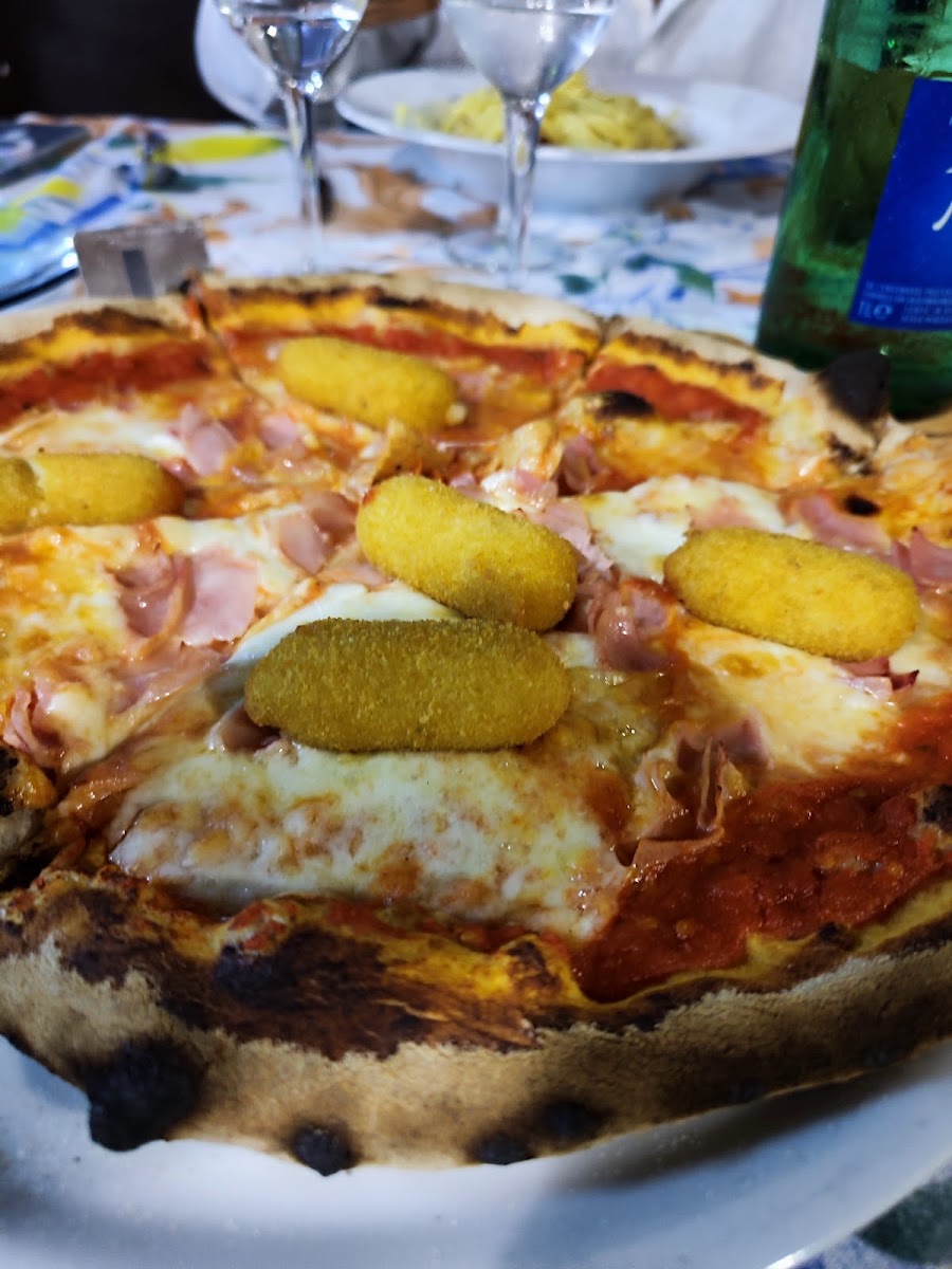 Taverna Magnum-10