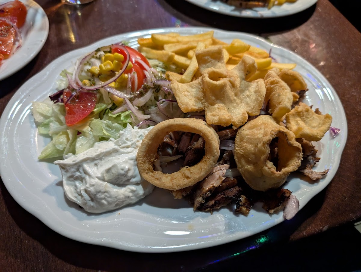 Taverne Mythos-4
