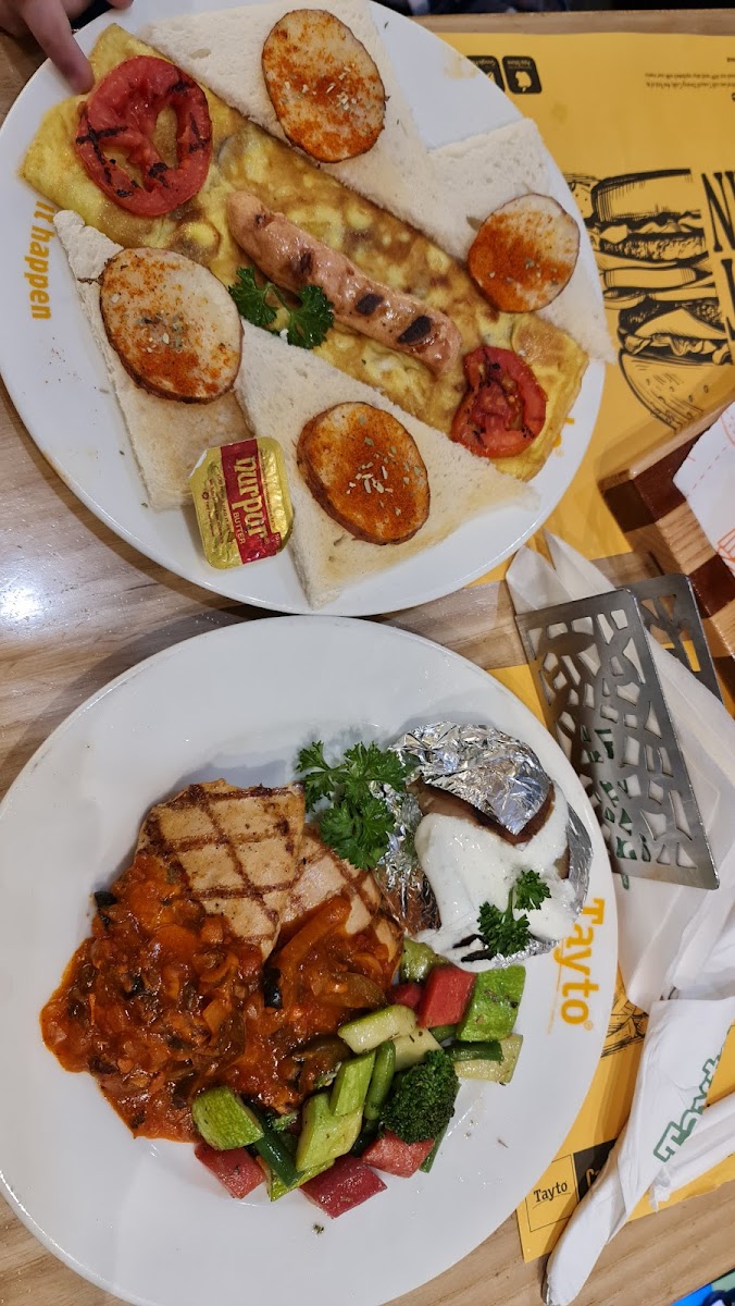 Tayto - Centaurus Mall-9