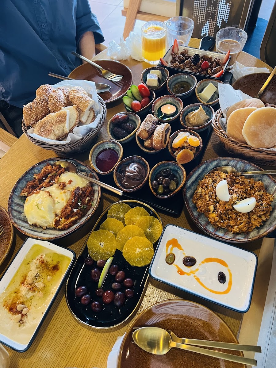 Teatime Premium - Salwa Road-5