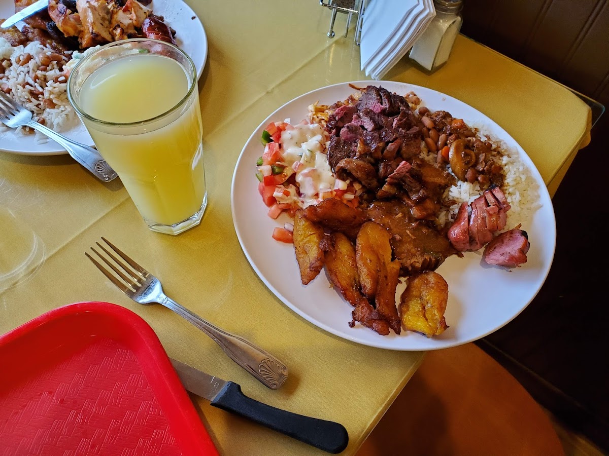Terra Brasilis Restaurant - Bridgeport Ct-8