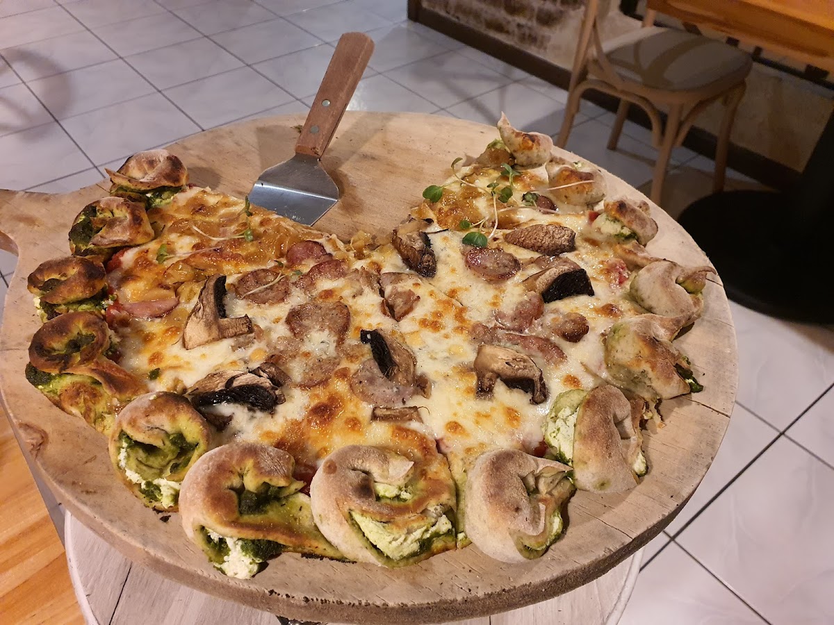 Terra Nostra Pizzeria Gourmet-10