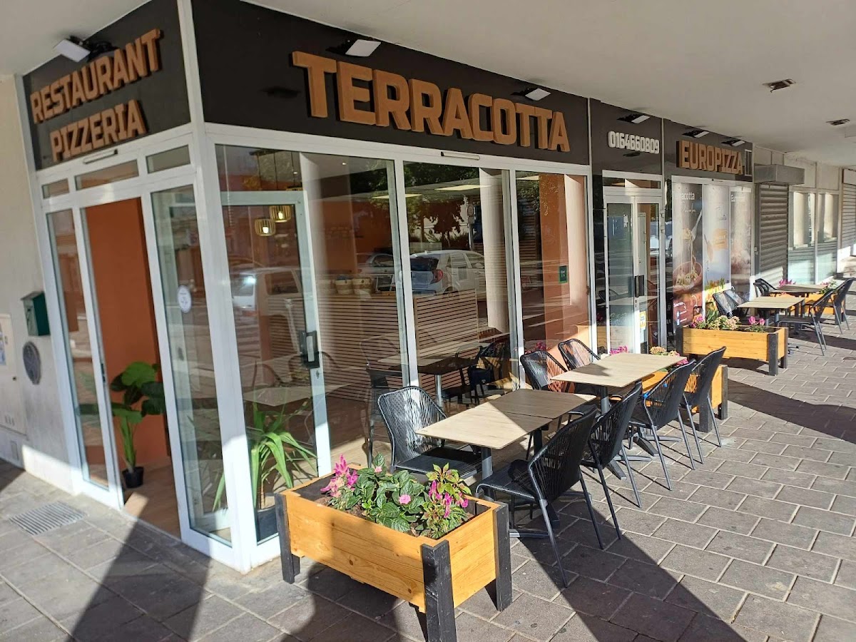 Terracotta Bussy