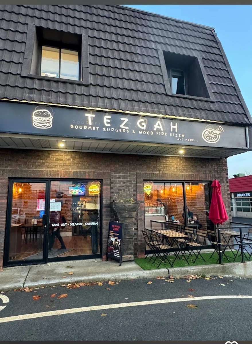 Tezgah Gourmet Burgers & Wood Fire Pizza