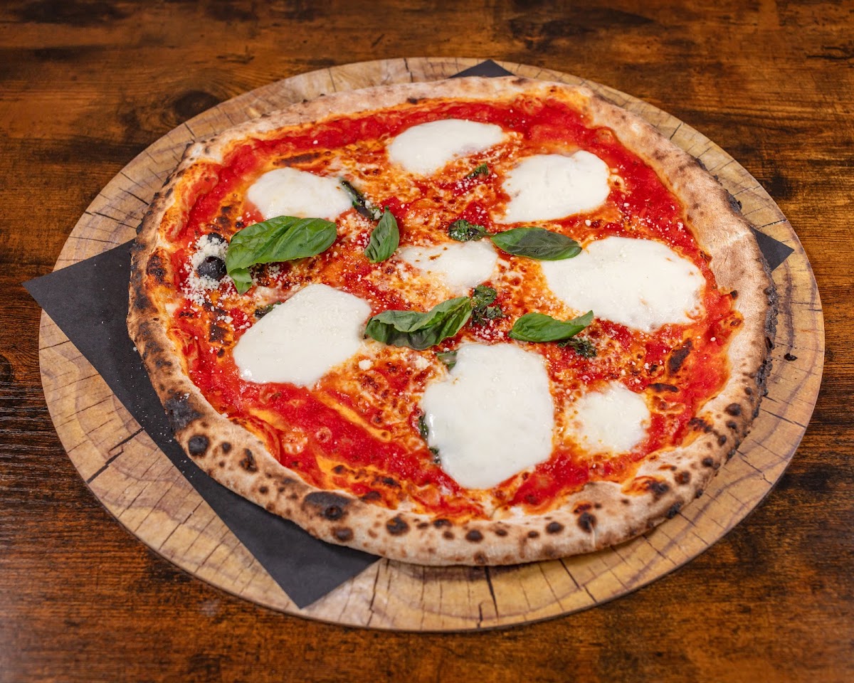 Tezgah Gourmet Burgers & Wood Fire Pizza-10