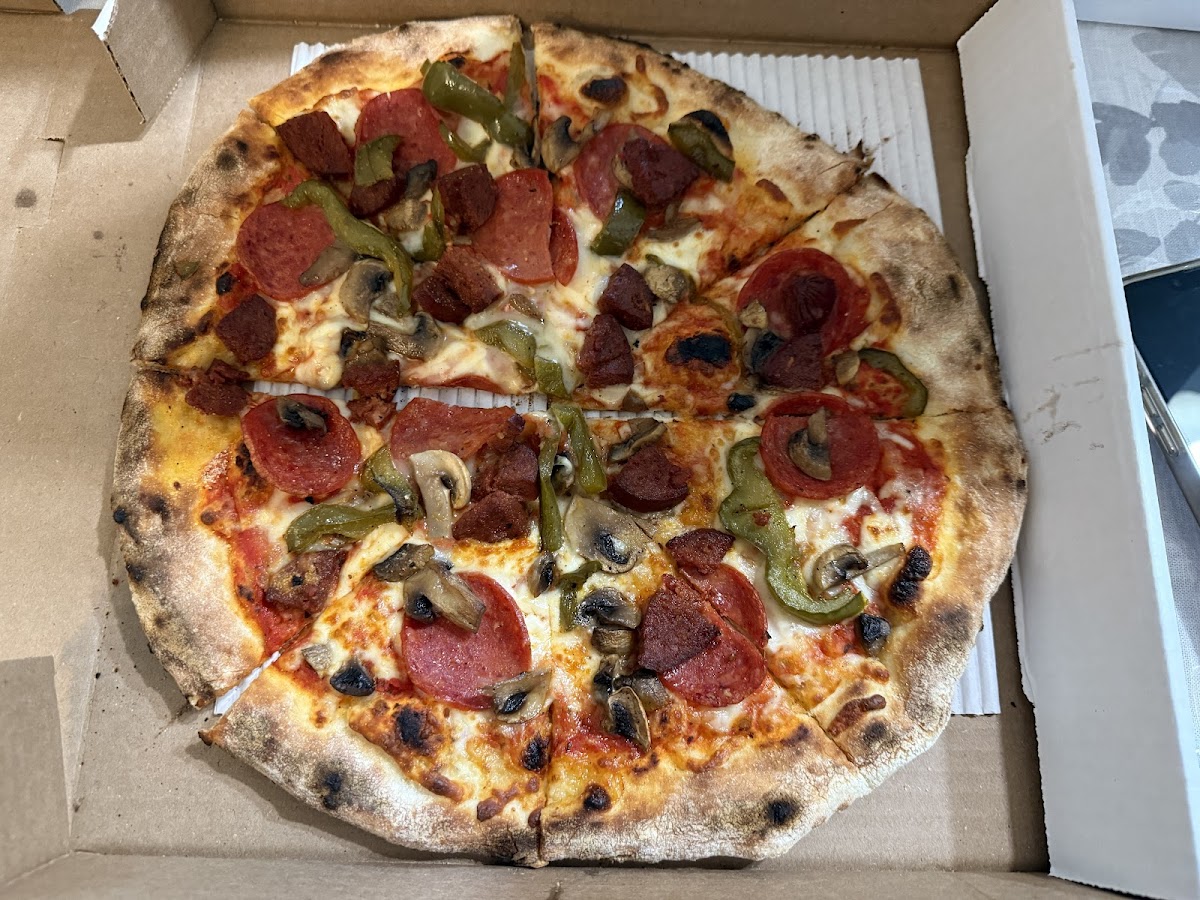 Tezgah Gourmet Burgers & Wood Fire Pizza-8