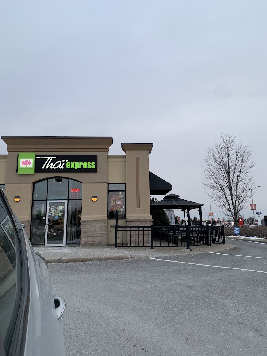 Thai Express Restaurant Ottawa-3