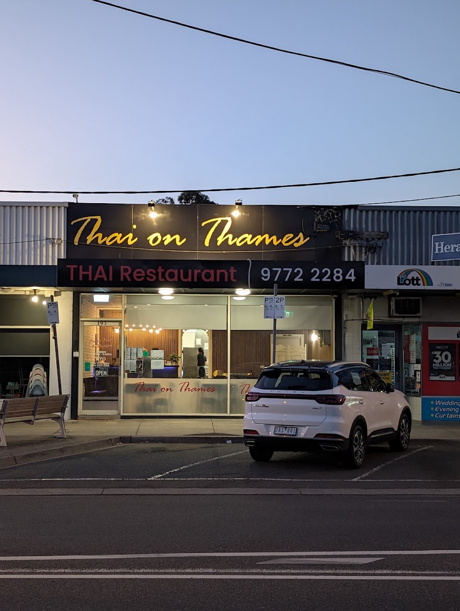 Thai On Thames Restaurant