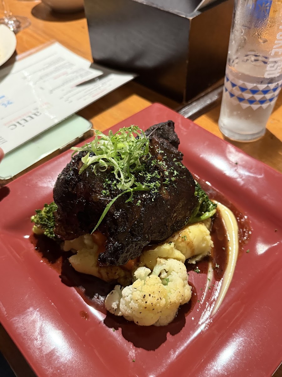 The Attic Bar & Restaurant-4