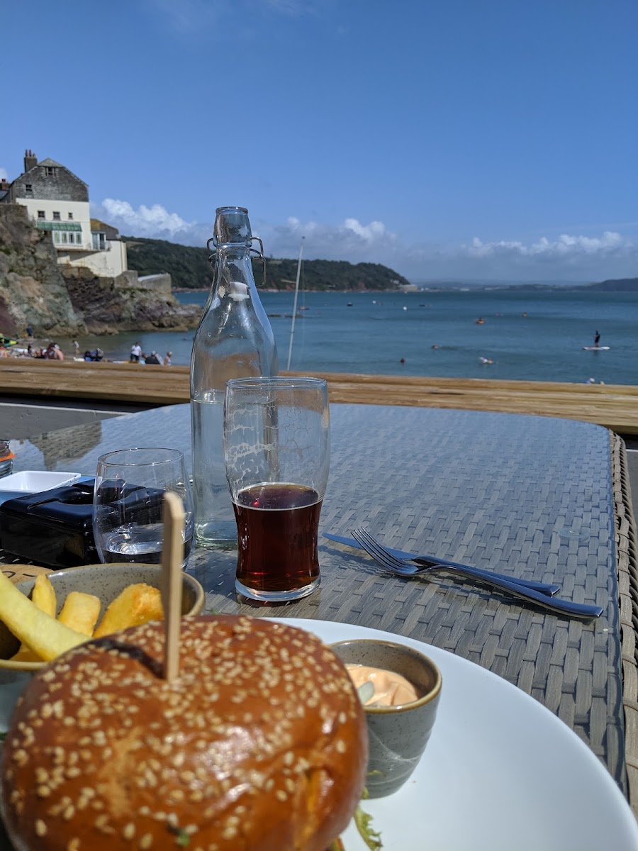 The Bay Bar & Restaurant-10