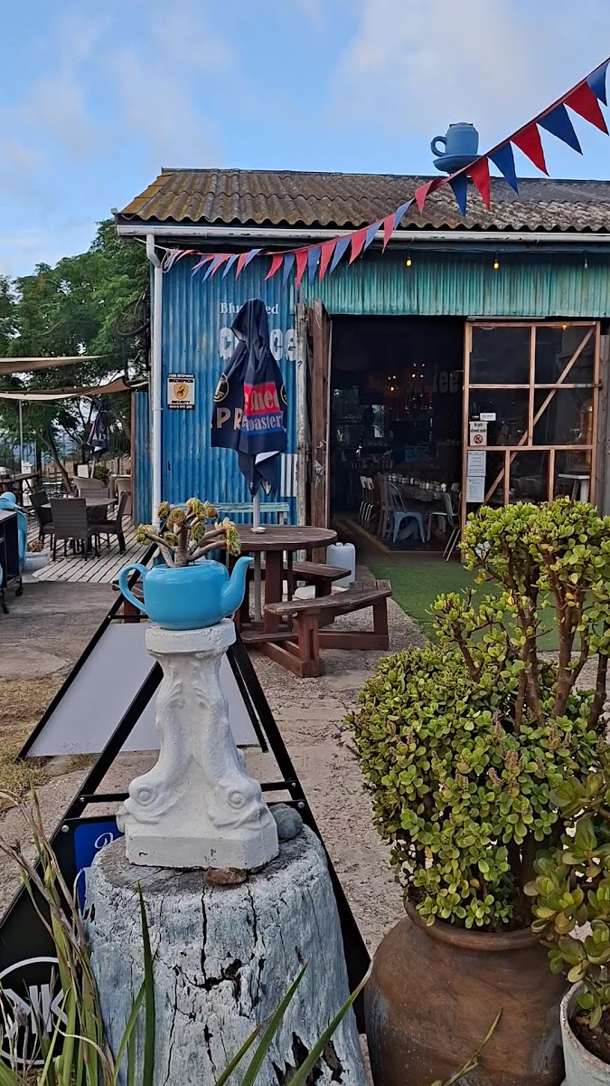 The Blue Shed Coffee Roastery-5