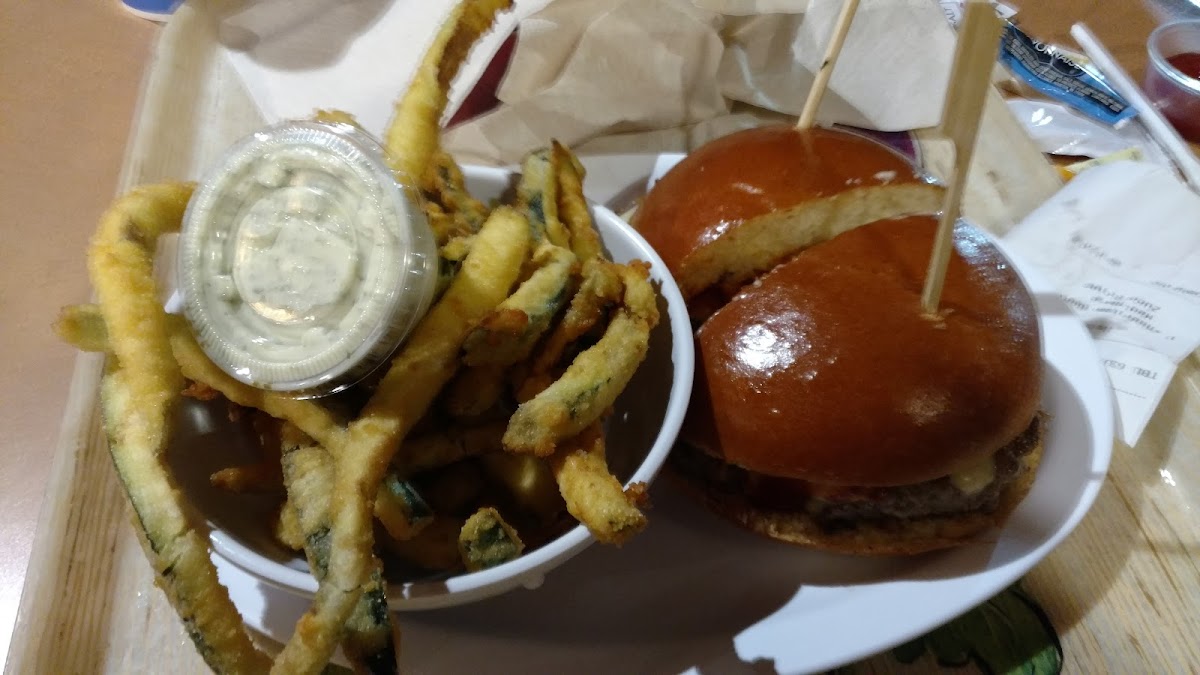 The Burger Bar By Wegmans-8