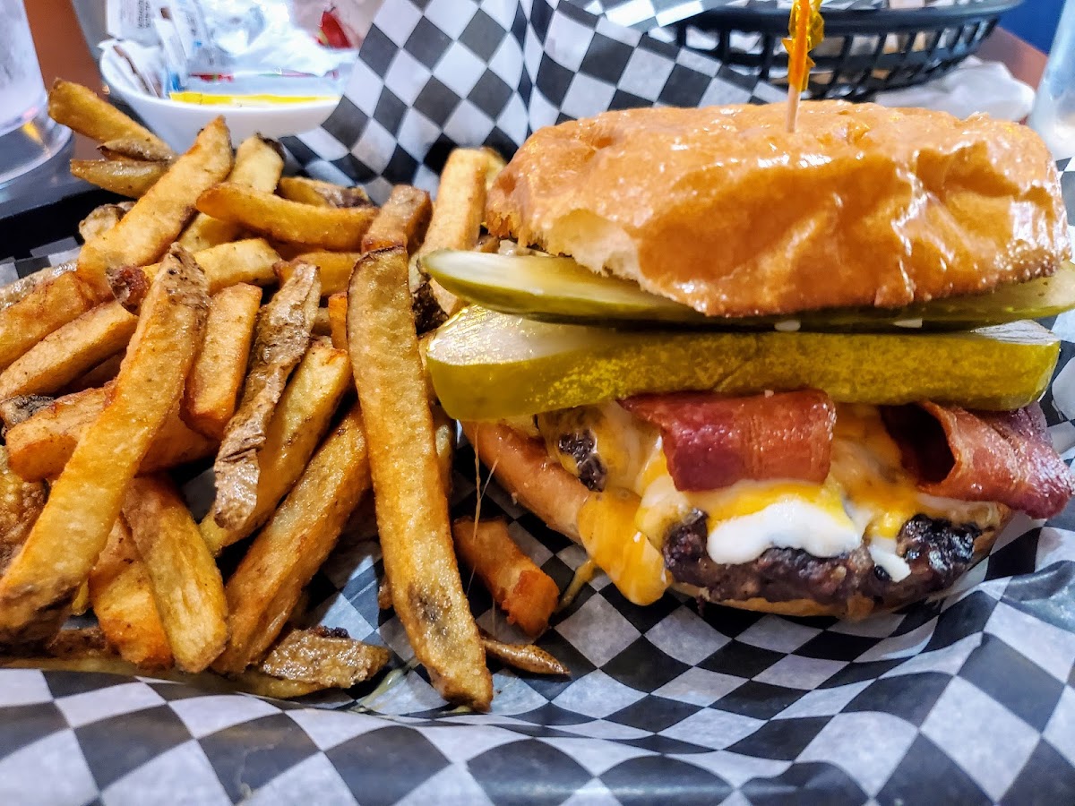 The Cat Pub & Eatery-6