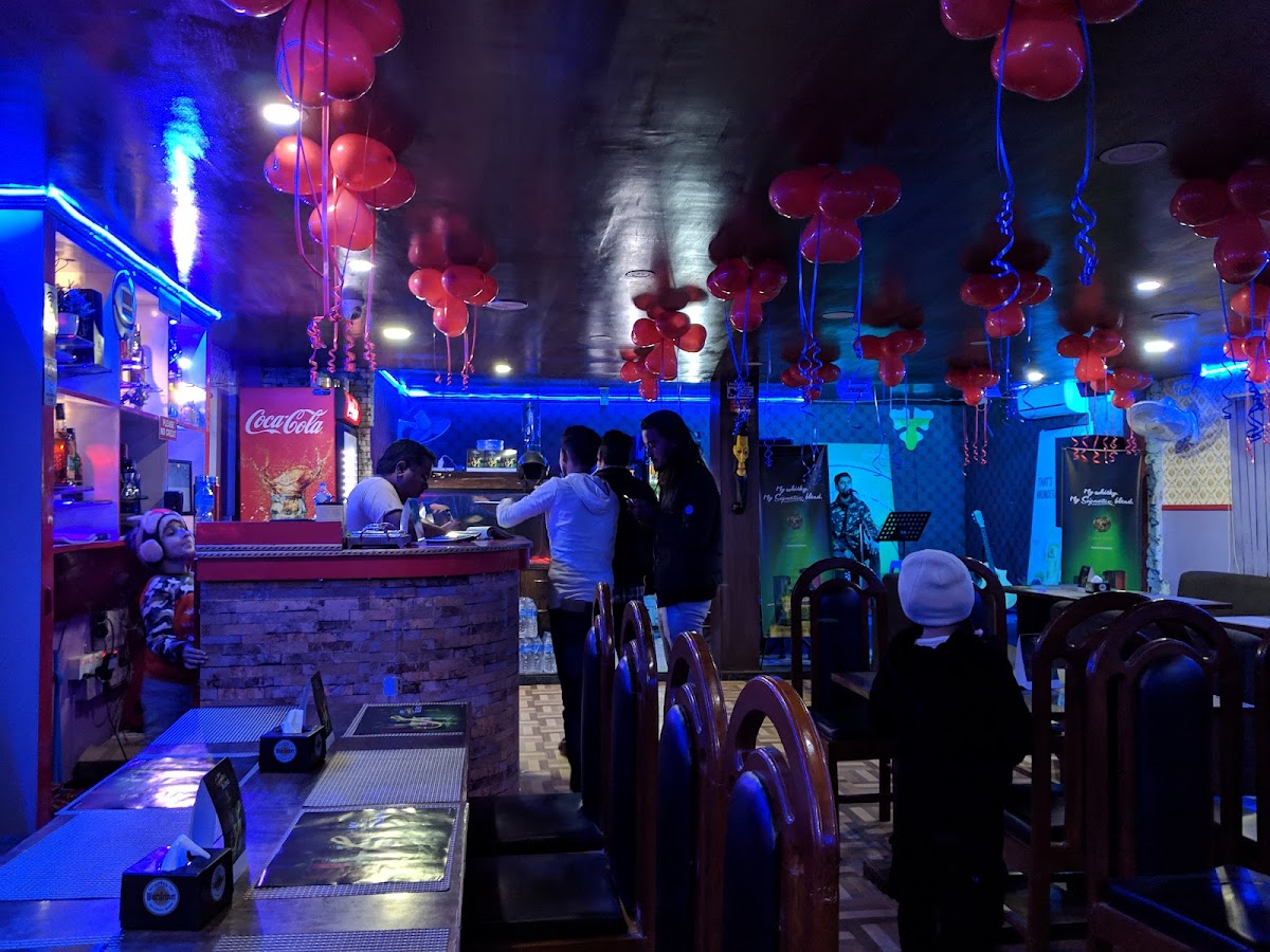 The Classic Lounge And Restaurant