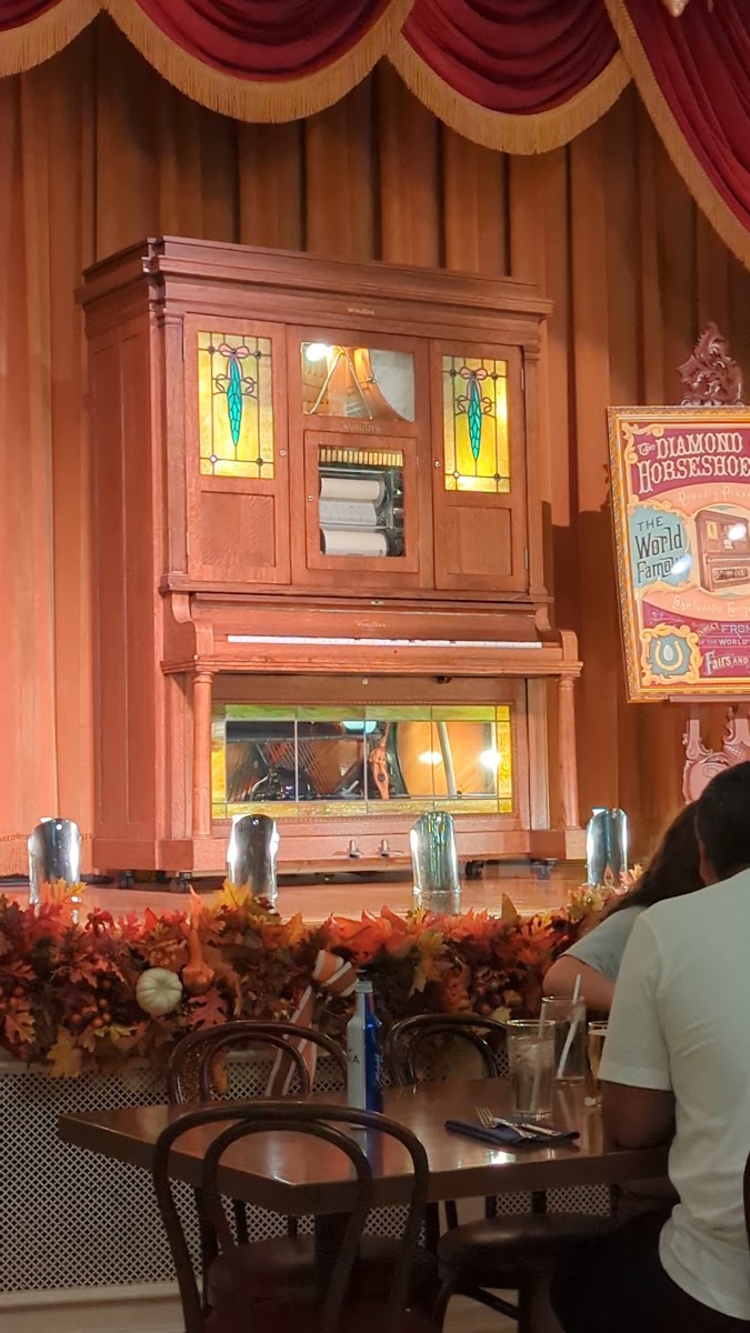 The Diamond Horseshoe-2