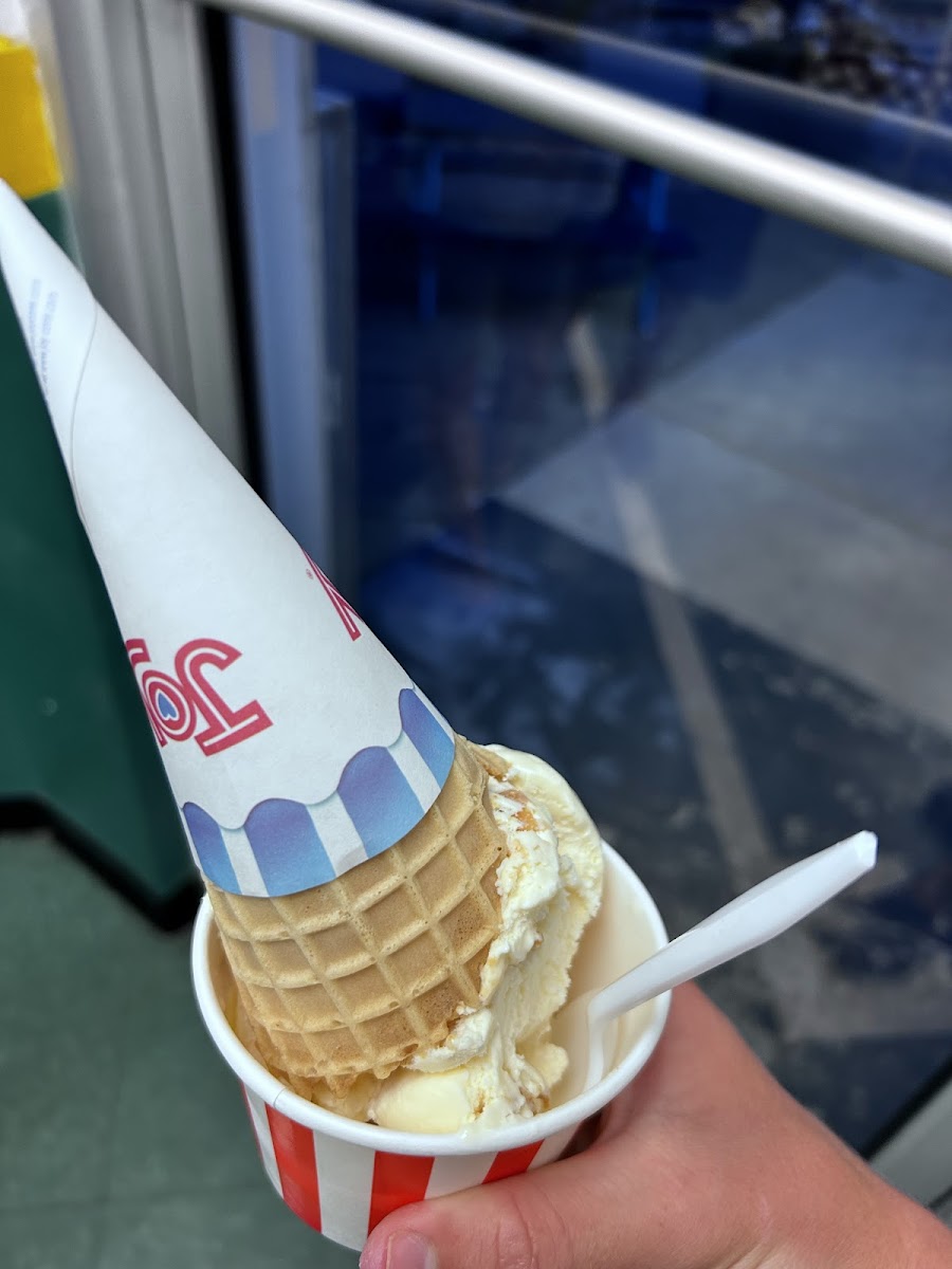 The Dugout Ice Cream-4
