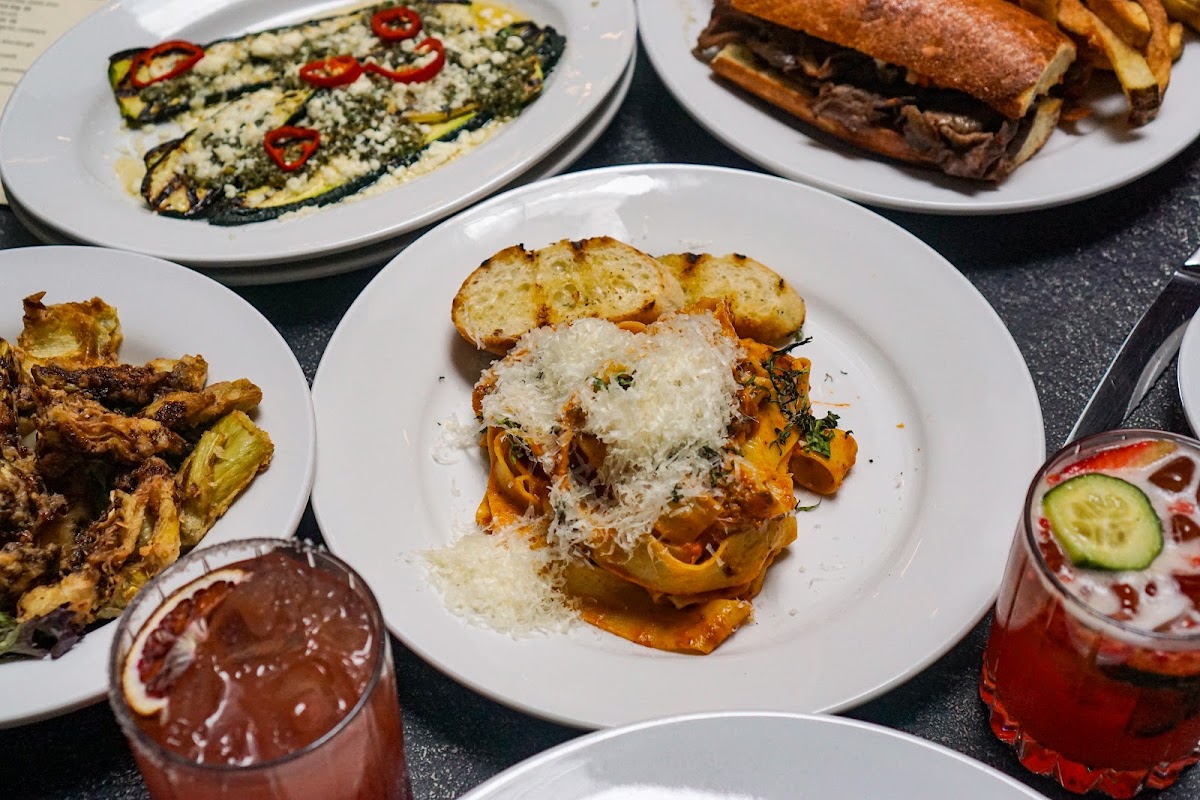 The Fonte Bar At Rainier Square-8