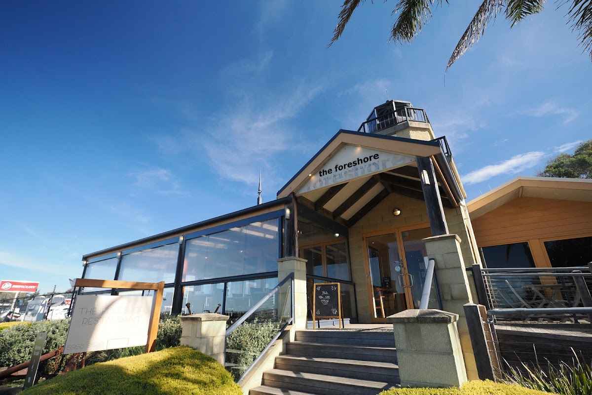 The Foreshore Bar & Restaurant-4